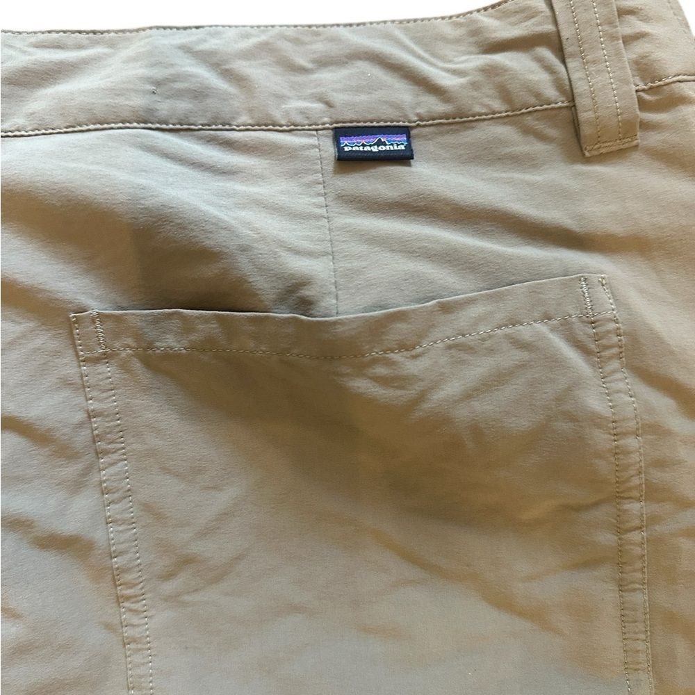 Patagonia Men’s Quandary Shorts Hiking Outdoors Lightweight  Size 40 - Picture 4 of 6